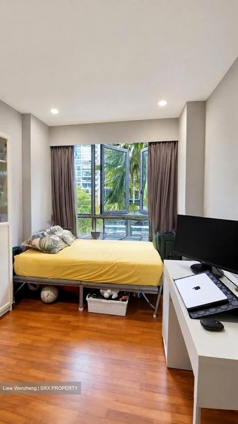 Esparina Residences (D19), Condominium #628359521